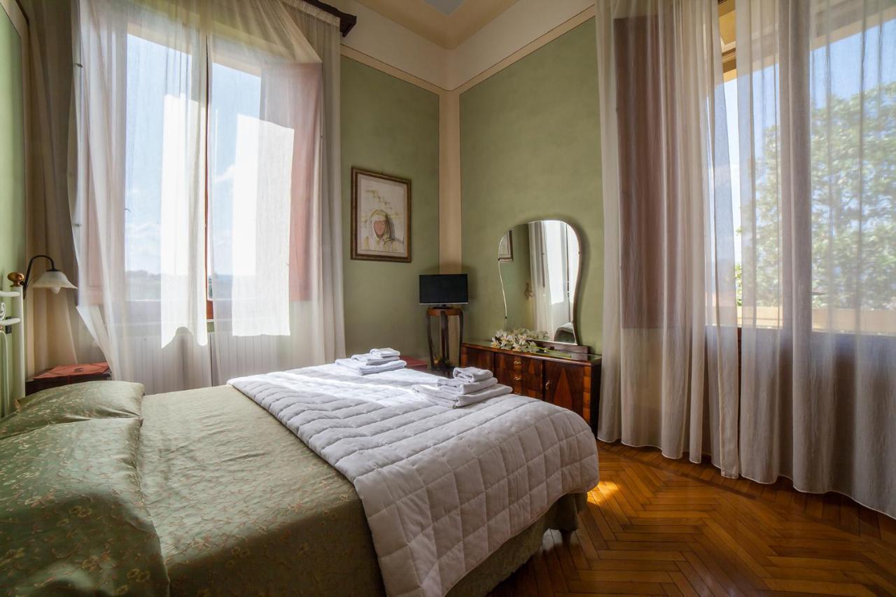 Villa Moorings Barga Exterior photo
