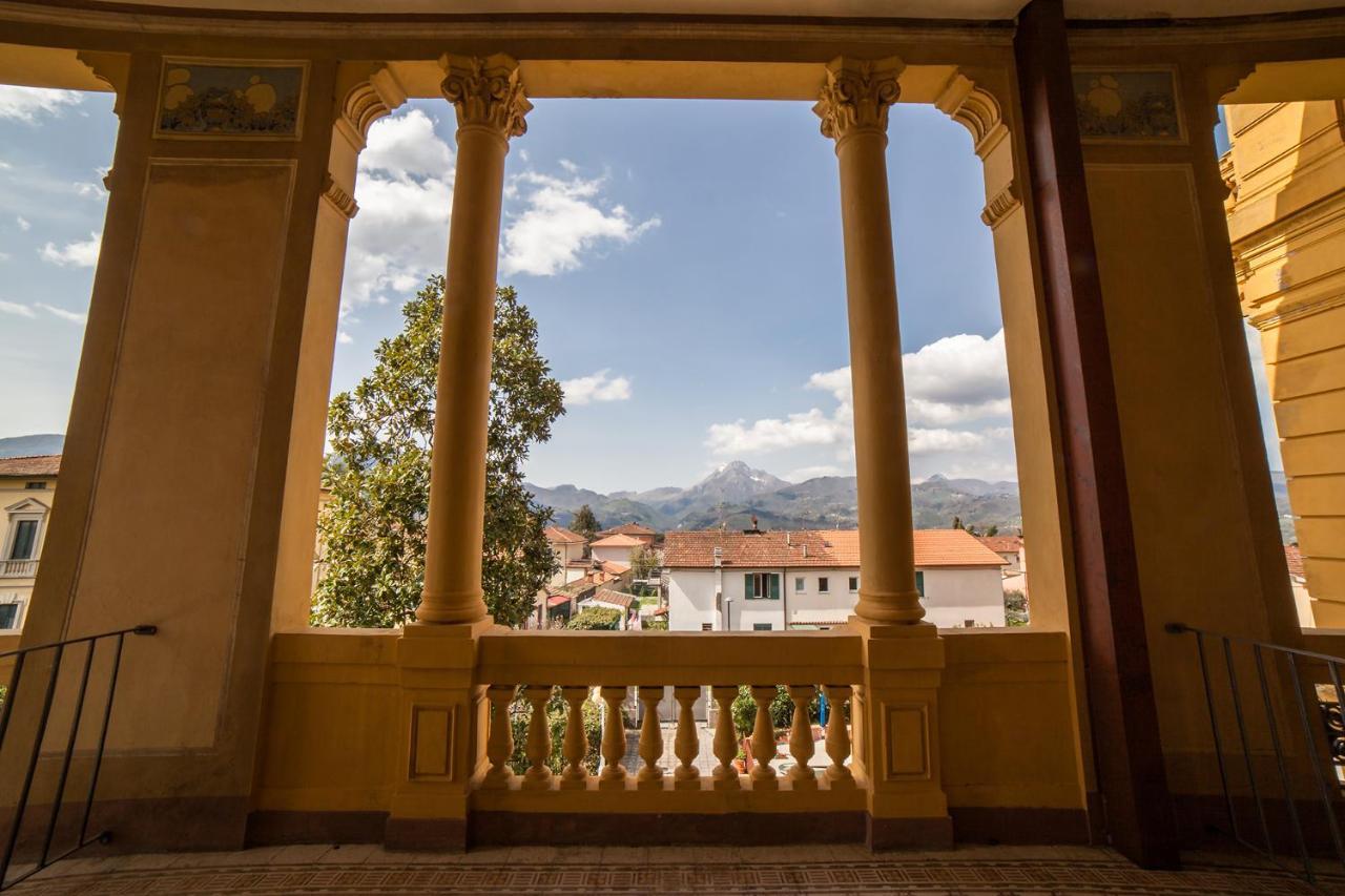 Villa Moorings Barga Exterior photo