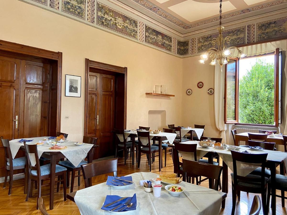 Villa Moorings Barga Exterior photo